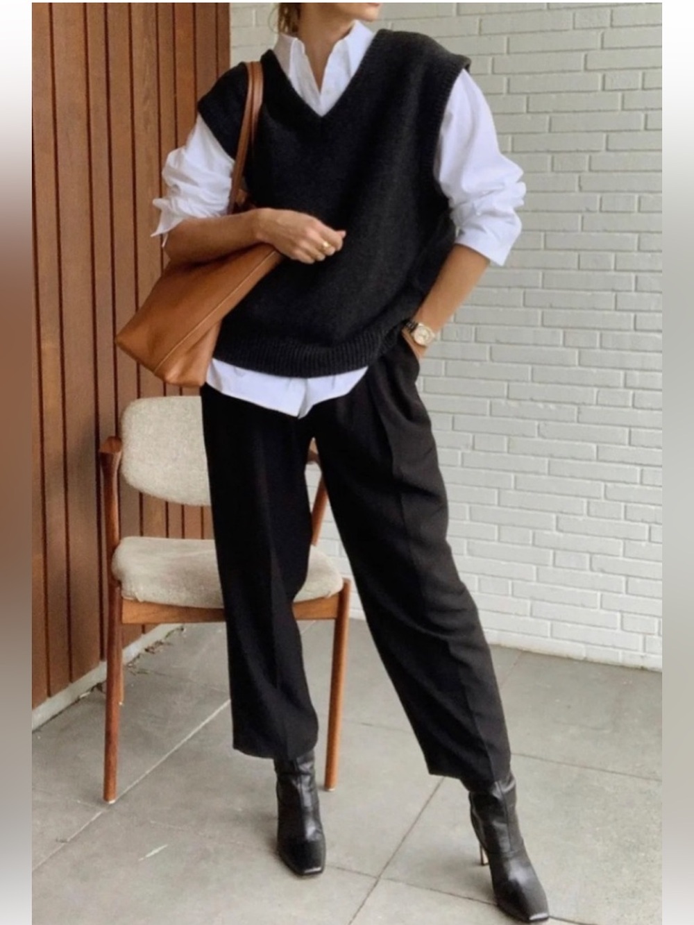 Filippa K: Wool & Cashmere Limited-Edition Color The Corinne Vest in Navy.   11